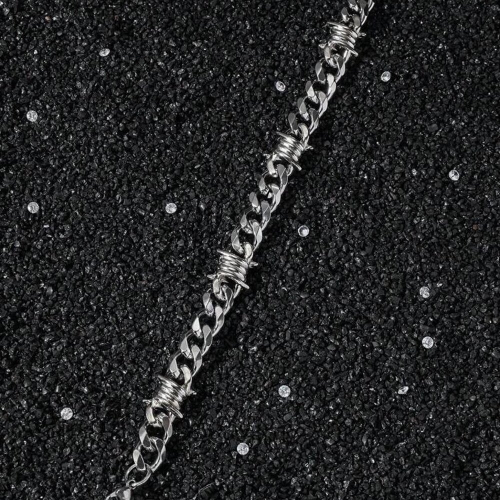 Men 11mm Wide Punk Stainless Steel Spike Interlocking Chain Bracelet - Picture 4 of 4